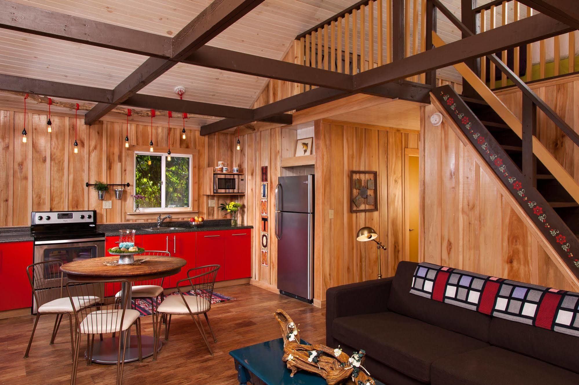 The Guest House Inn On Courthouse Square Hinton ภายนอก รูปภาพ